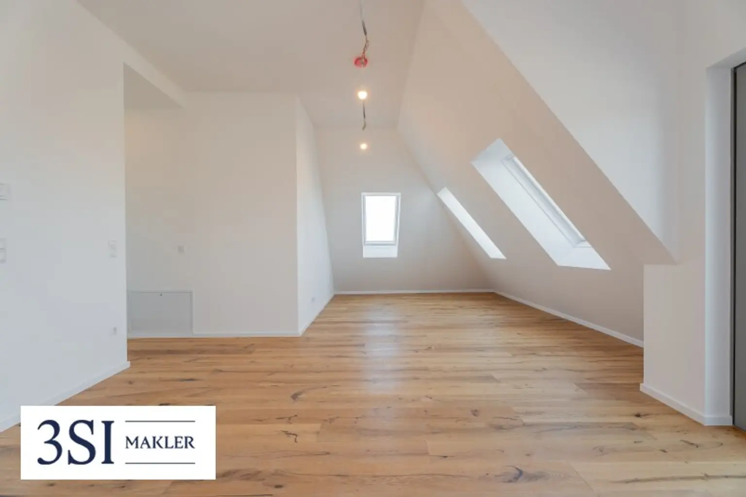 Exklusives Wohnen über den Dächern Wiens – hochwertige Dachwohnung mit Freifläche