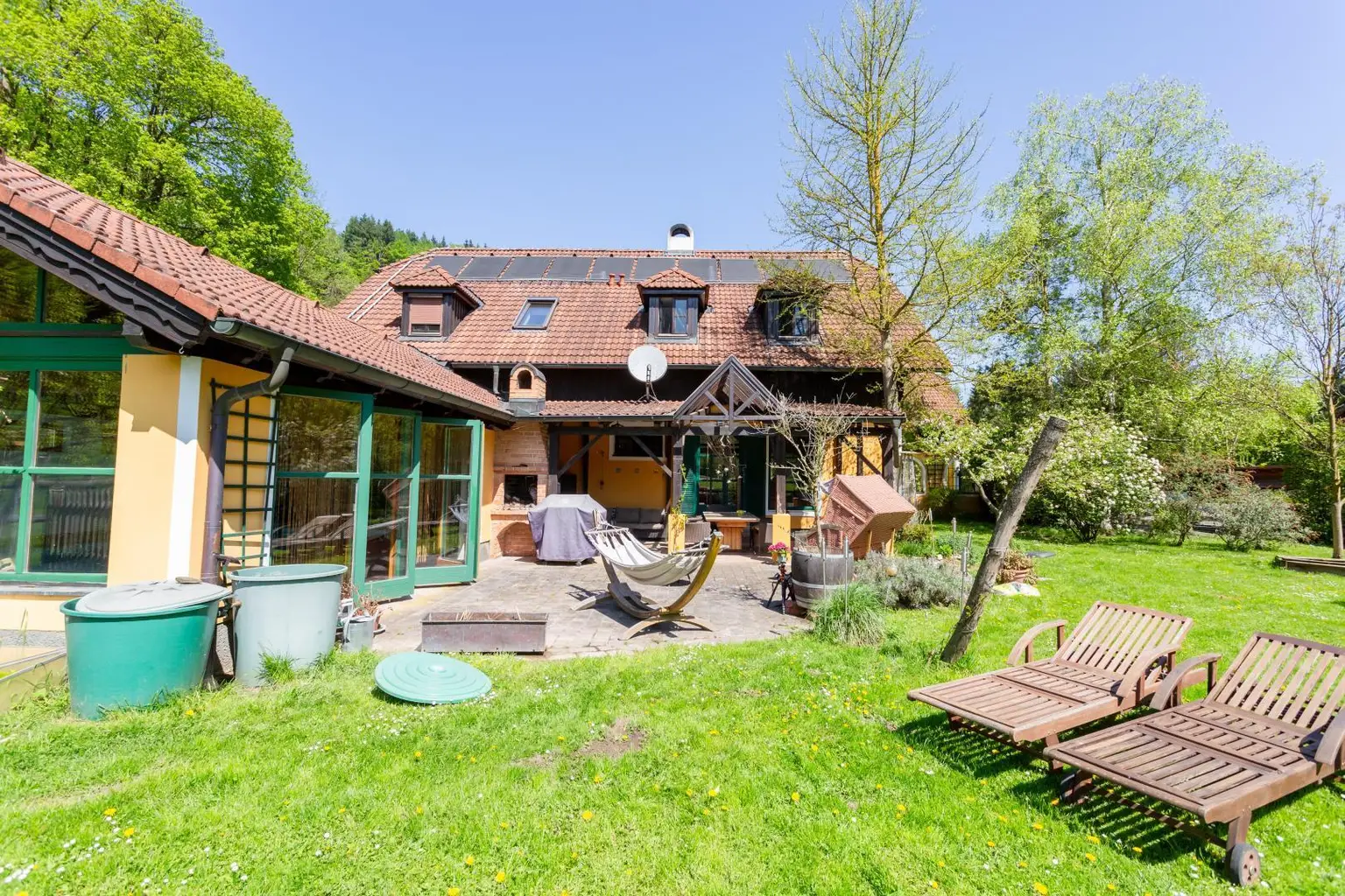 Haus_Gartenansicht