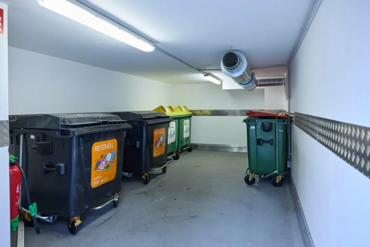 Sonnige 4 Zi Gartenwohnung in Ruhelage (S-Bahn Liesing Nähe) mit Garage