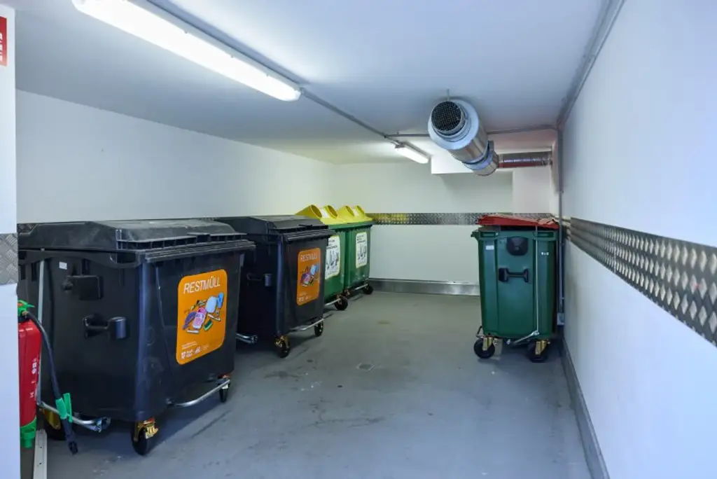 Sonnige 4 Zi Gartenwohnung in Ruhelage (S-Bahn Liesing Nähe) mit Garage
