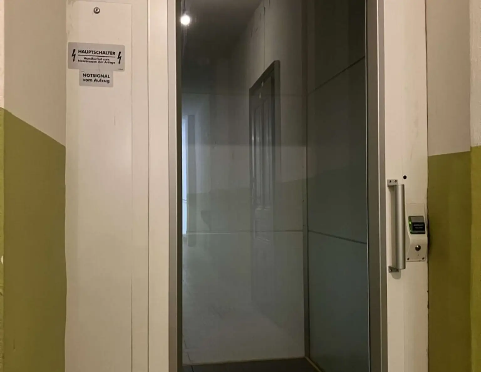 Modernisiertes Zinshaus im Wohnungseigentum