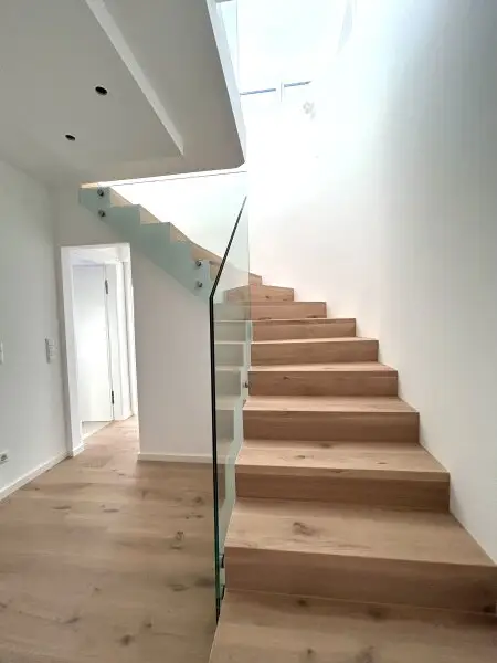 Wohnen mit Weitblick: Stilvolle 2-Ebenen-Wohnung mit Terrassen in der Sieveringerstraße