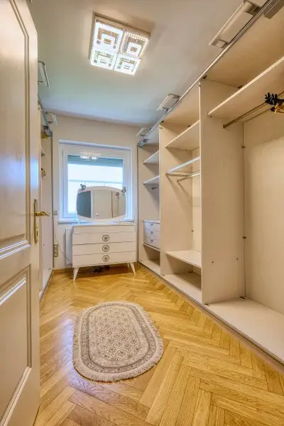 ++ EINE KLASSE FÜR SICH ++ Exklusive 9-Zimmer Villa mit Panoramablick über Wien