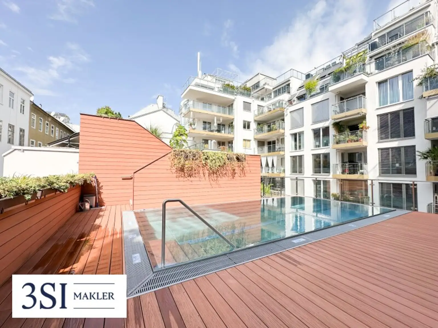 Dachterrassentraum - Einzigartiger Ausblick - Vollmöbliert - Gemeinschaftspool - in Bestlage des 2. Bezirks