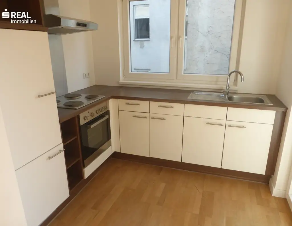 Wohlfühl-Zuhause mit Terrasse im 1. Dachgeschoß - ruhige, attraktive Lage im 6. Bezirk