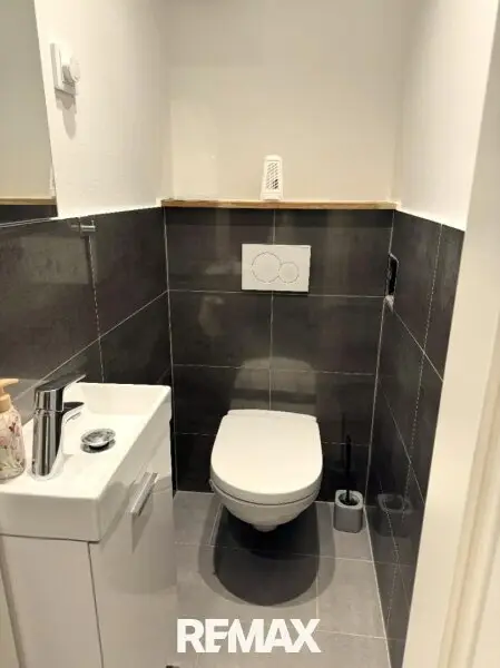 16 WC
