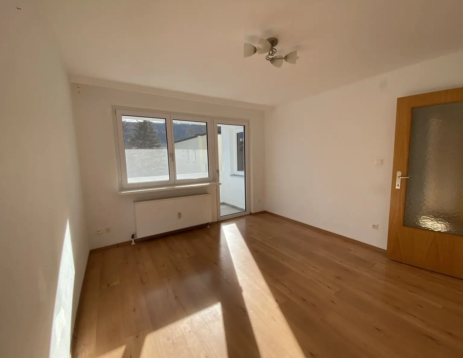 2-Zimmer-Wohnung, beste Aufteilung mit Südbalkon in Innsbruck zum Sanieren