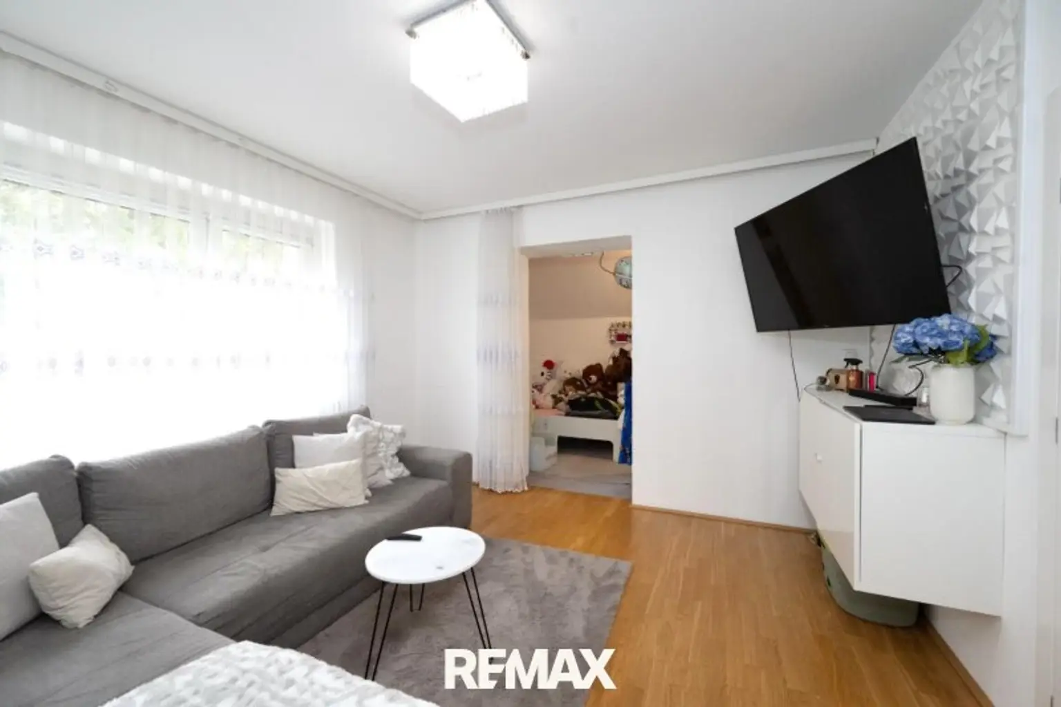Wohnzimmer 2 (OG)