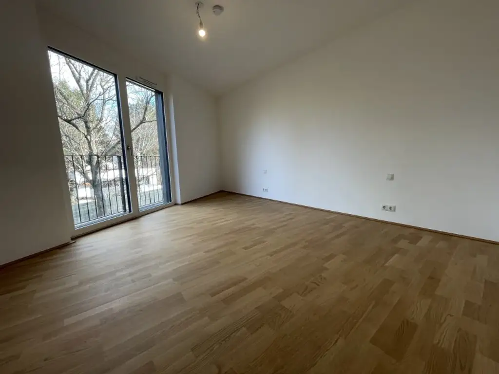 Exklusive 2-Zimmer Wohnung mit lichtdurchflutetem Wohnzimmer in absoluter Ruhelage - jetzt Anfragen!