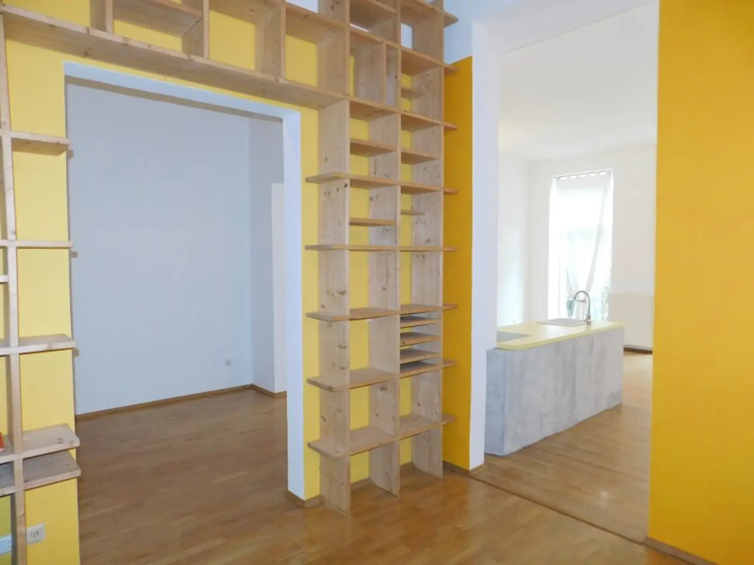 Großzügige Wohnung mit 4 Meter Deckenhöhe - Saniert - Perfekter Grundriss