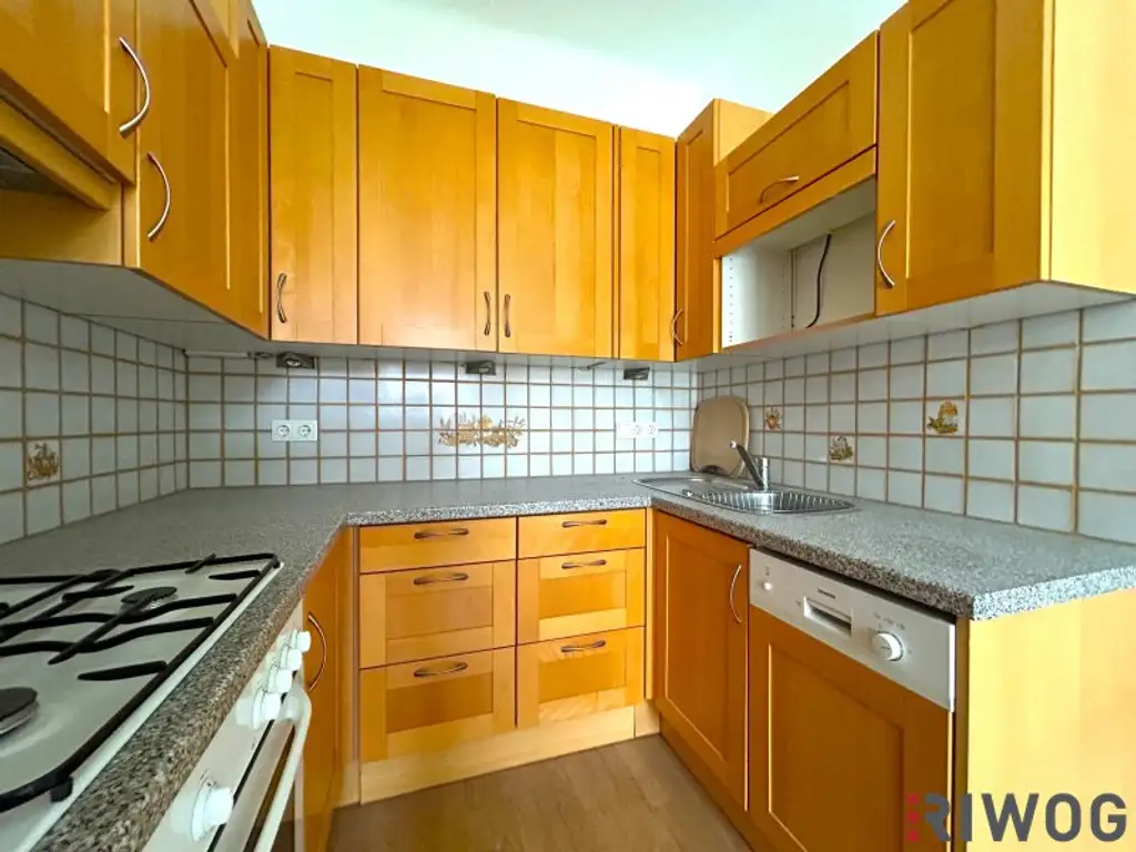 Nähe Pragerstraße und Nordbrücke*** 3 Zimmer mit separater Küche *** am Anton Anderer Platz