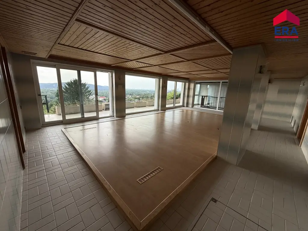 Exklusive Villa mit Indoor-Pool und traumhaftem Panoramablick in Bestlage von Kritzendorf