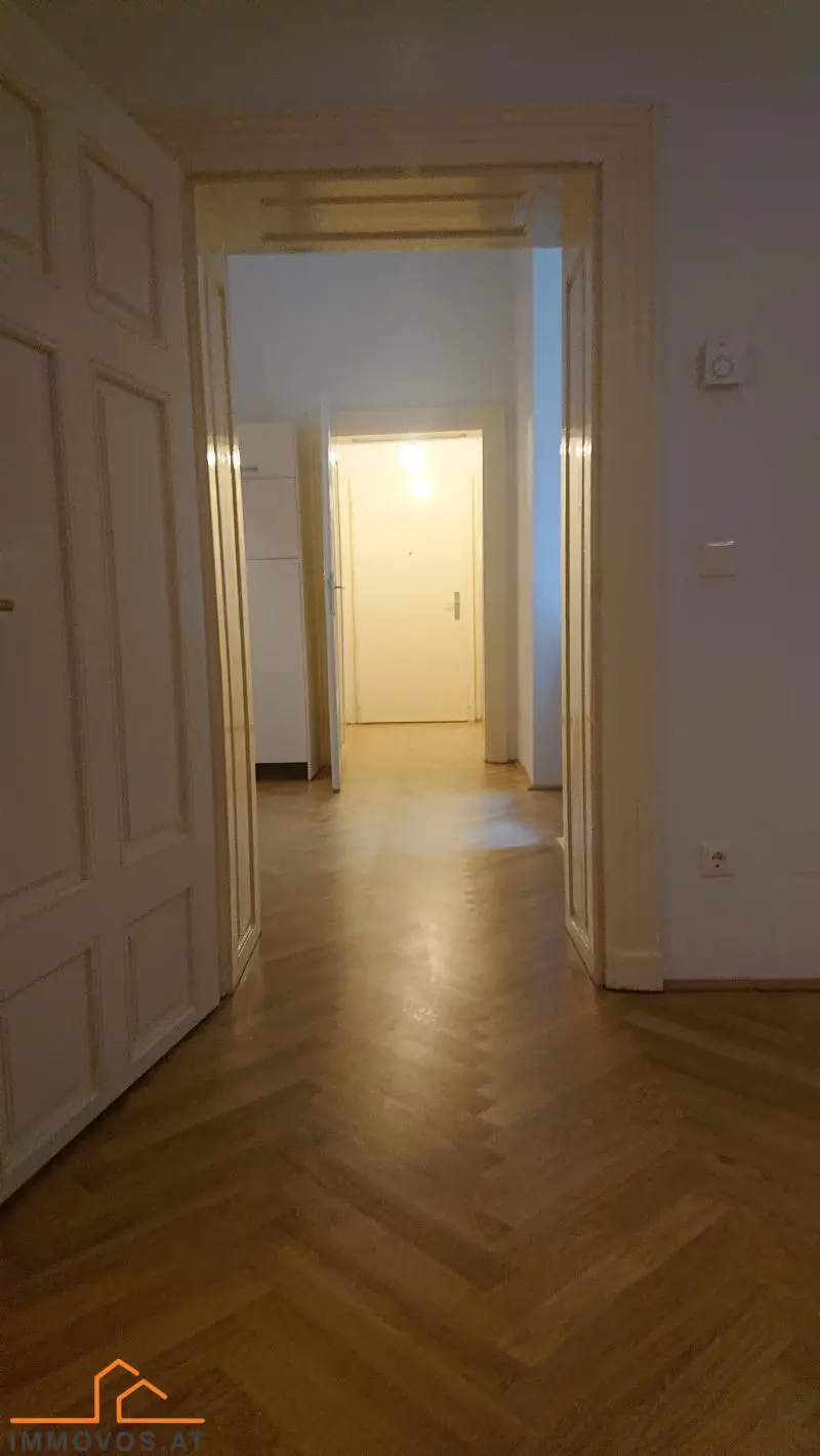 BÜRORÄUMLICHKEITEN  ** IN PROMINENTER LAGE  ** ZUR UNBEFRISTETEN VERMIETUNG
