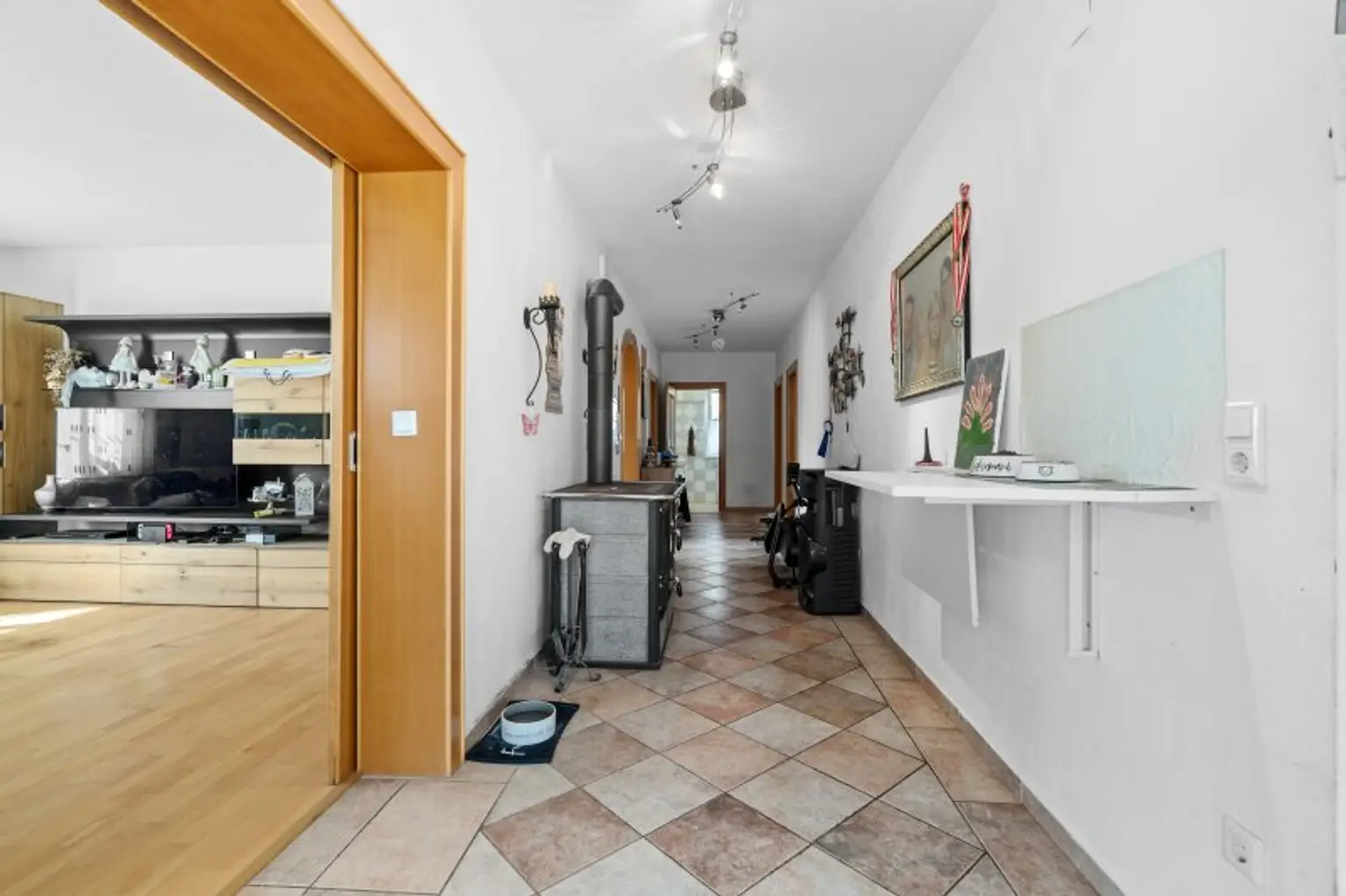 Exklusives Einfamilienhaus vor den Toren Wiens in nicht einsehbarer Grünruhelage / +++ RE/MAX Trend +++