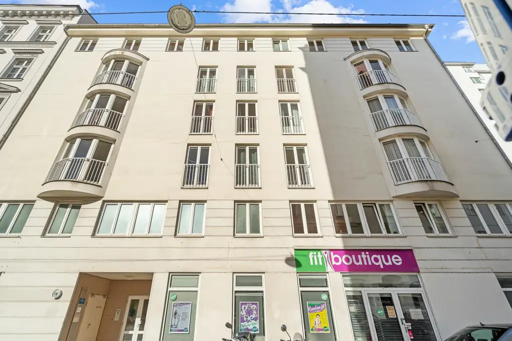 "Traumwohnung mit Blick auf die St. Elisabeth Kirche"