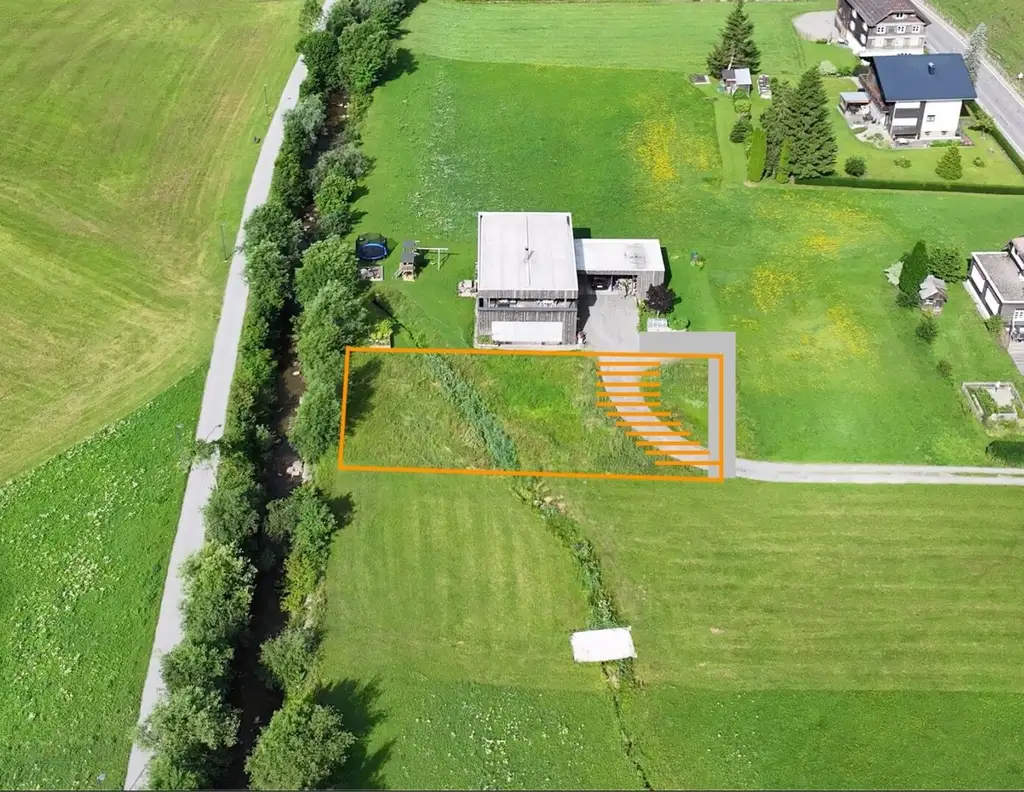 Reuthe: Naturidylle - Ruhiges Grundstück am Bach