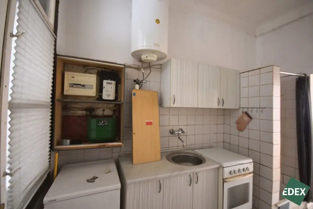 Sanierungsbedürftige Startwohnung mit Entwicklungschance