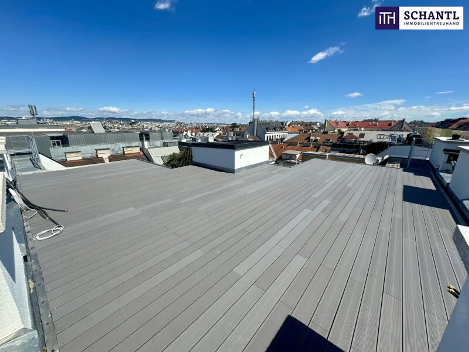 BEZUGSFERTIG! Ihr geniales Penthouse mit 175 m² Wohnfläche und 72 m² Dachterrasse on TOP + privater Liftfahrt!