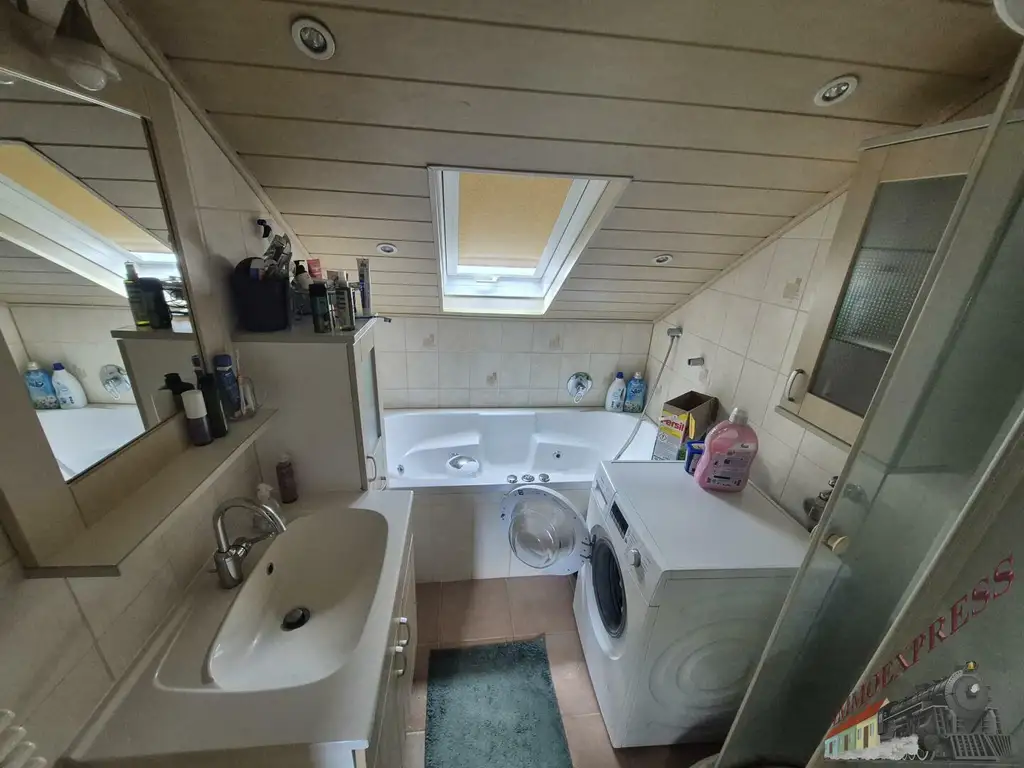 6 Zimmer mit Aussicht und 2391m2 Grundstück