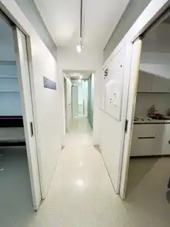 Gang zu Behandlungszimmer