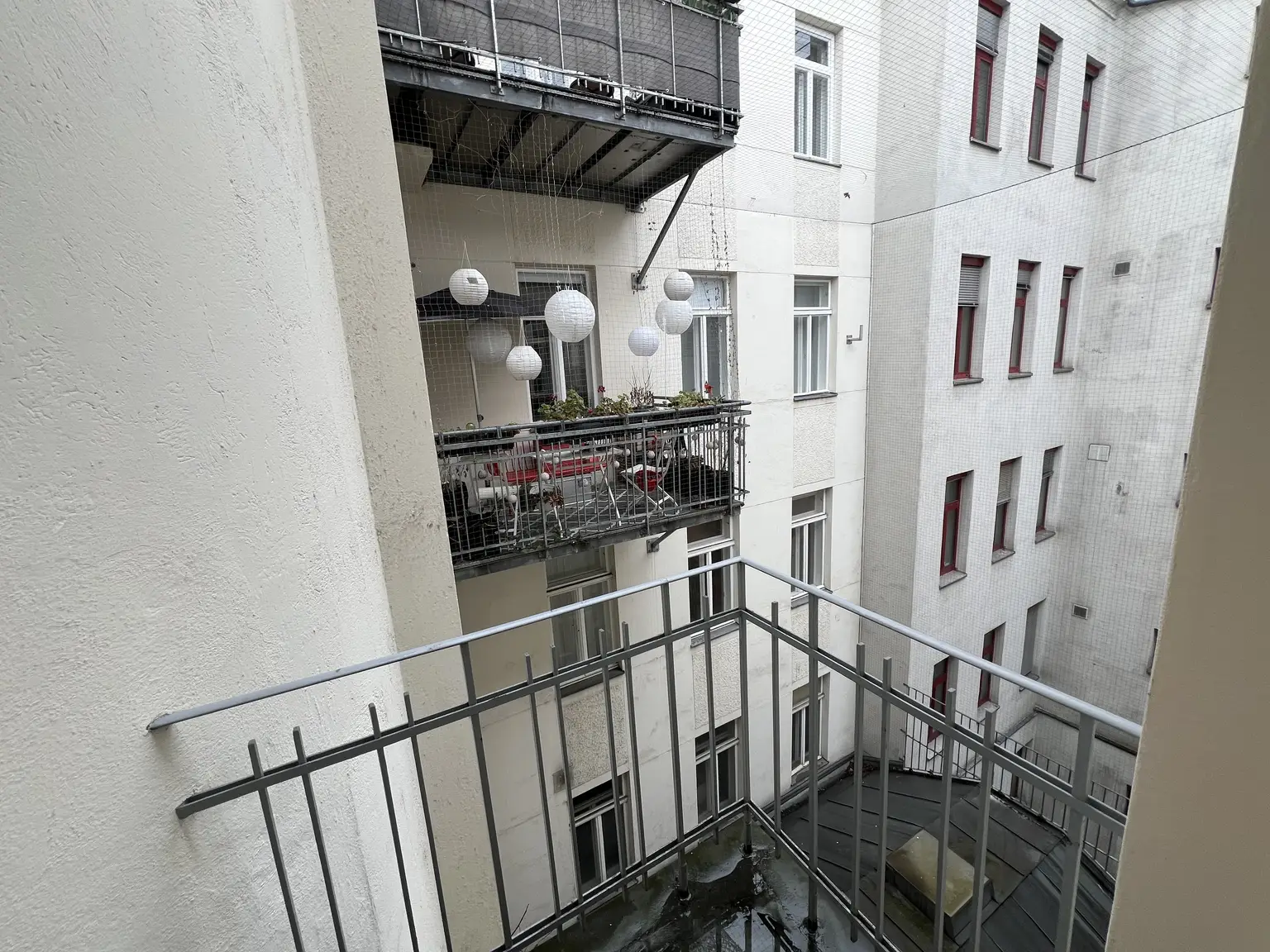 Unbefristet: Stilvolle, ruhige Stadtwohnung in zentraler Lage