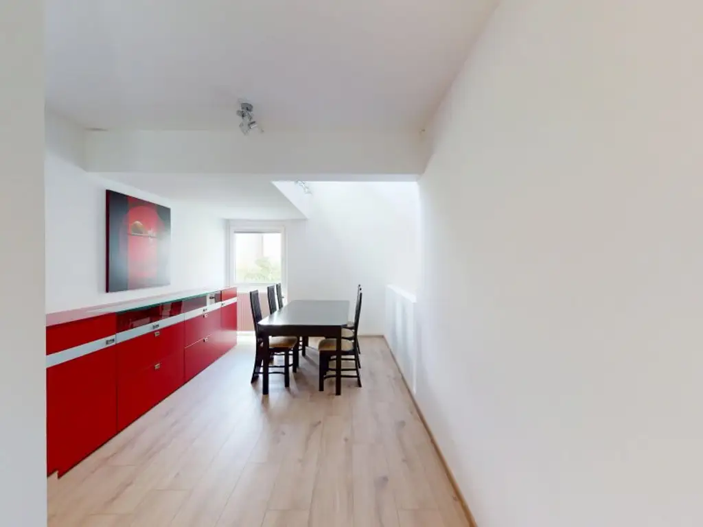 Sonnenterrasse, Garten und 5 Zimmer: Leben im Architektenhaus! 163m² Nutzfläche!