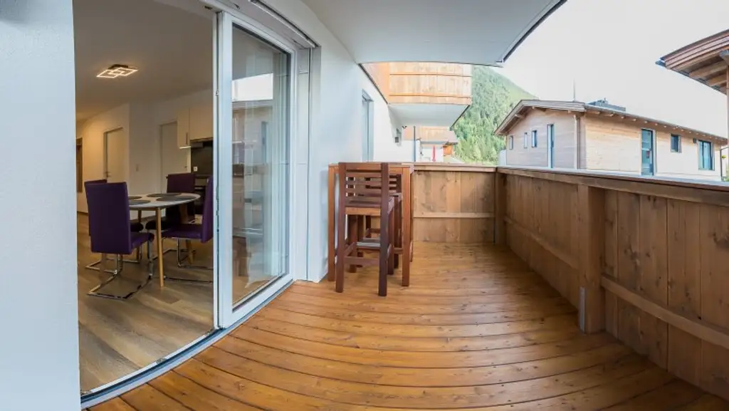 EBEN AM ACHENSEE -  Moderne, komplett möblierte  3 Zi.-Wohnung mit Balkon zum Verkauf