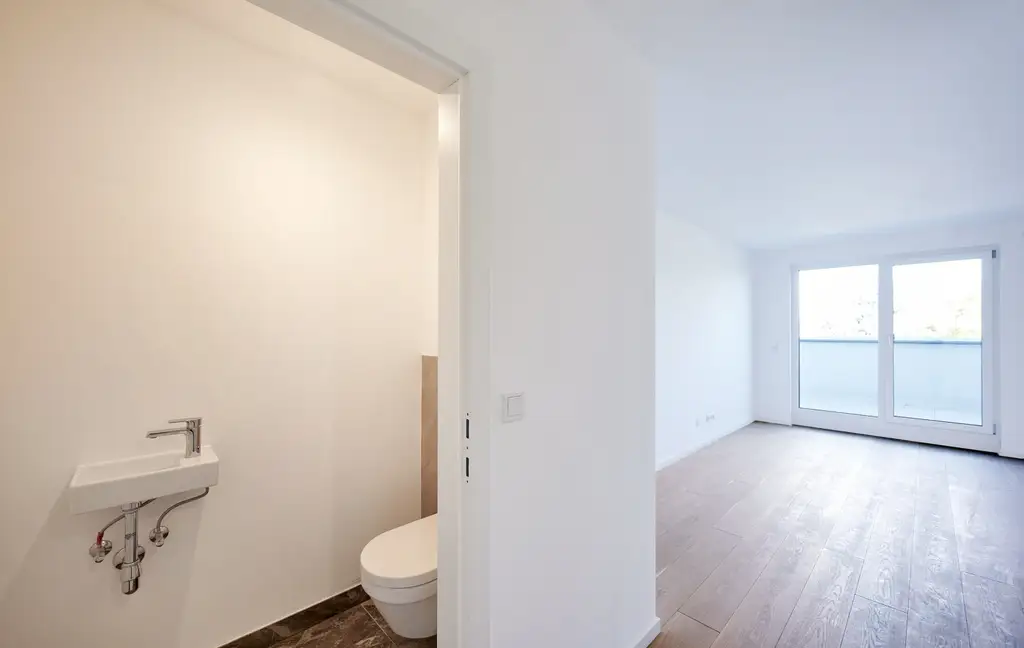 Grün. Sonnig. Zuhause! – 3-Zimmer-Traum mit Terrasse nahe der Donau!
 - ERSTBEZUG!