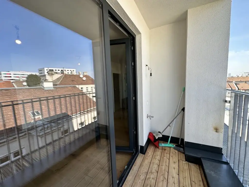 ZWEITBEZUG: 3-Zimmer-Wohnung mit Loggia in der Varnhagengasse