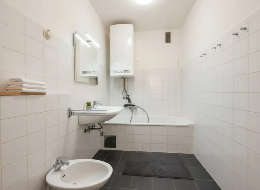 116 m², 4-Zimmerwohnung mit Loggia in Bestlage