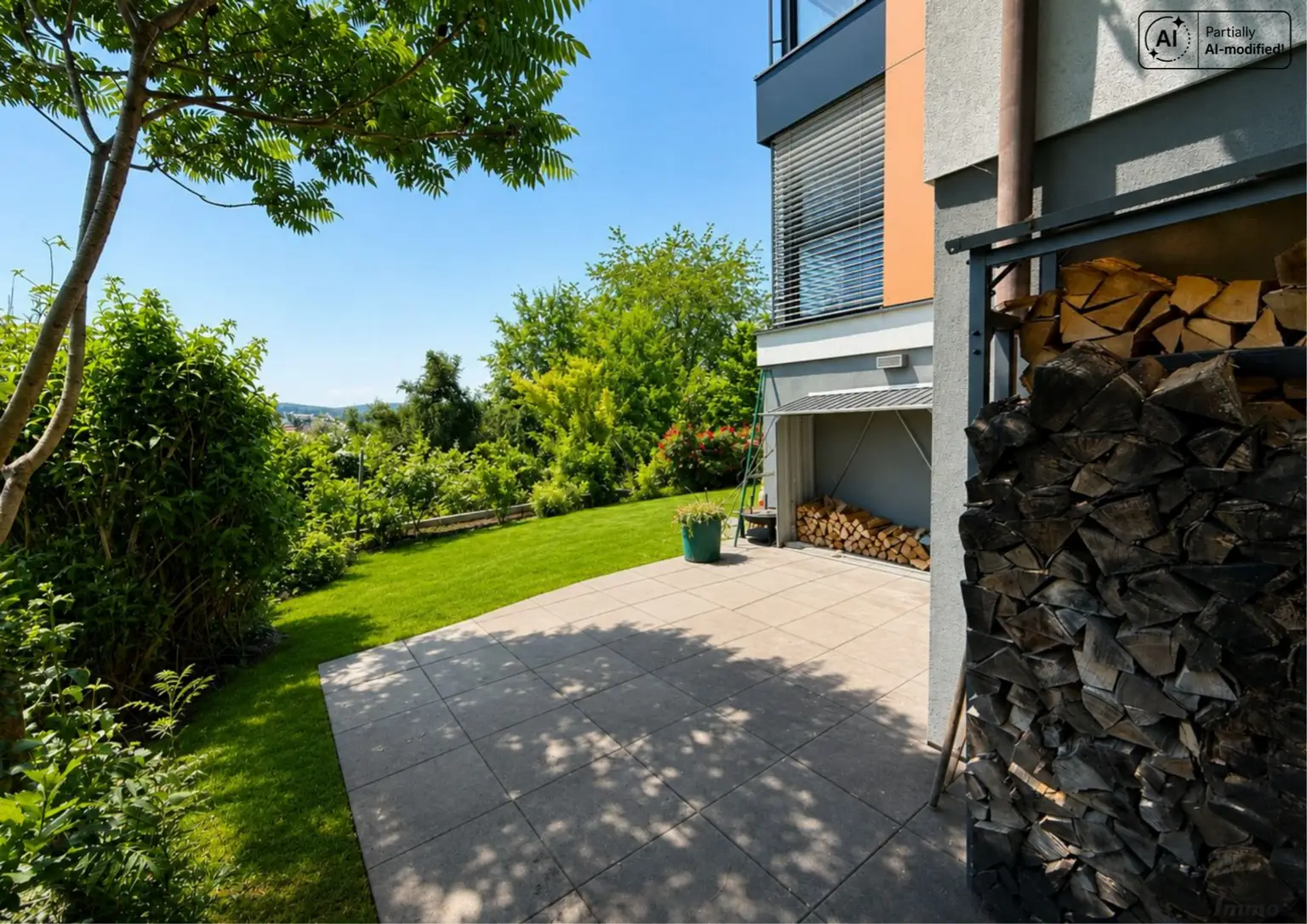 Teilansicht Ost Haus_Garten