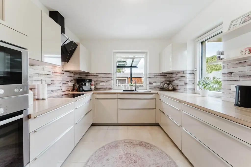 Modernes Einfamilienhaus in Regau!!