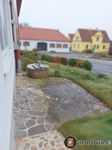 Wolfau: Zentral gelegene großzügige Liegenschaft zur Sofortübernahme