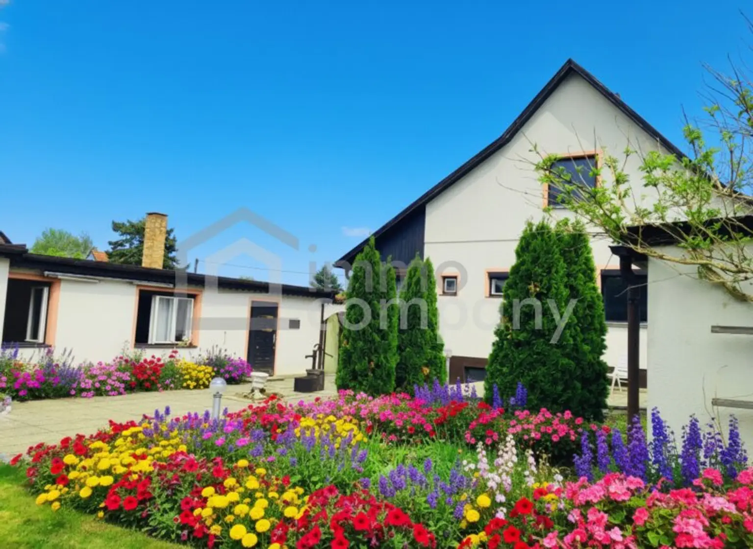 Freihaus im Secret Garden, ein Prachtgarten, im Nahbereich von Baden
