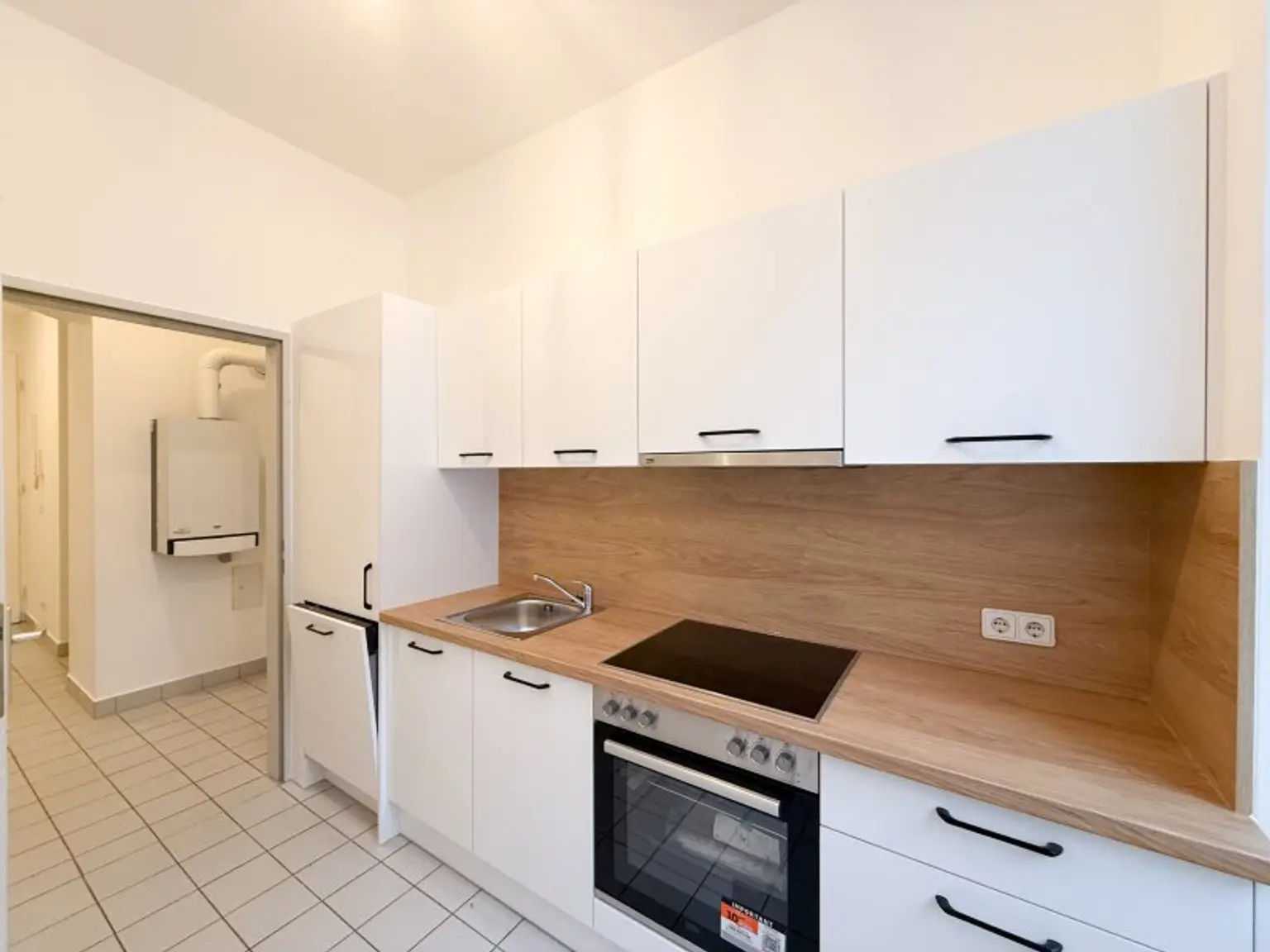 2-Zimmerwohnung mit NEUER EINBAUKÜCHE in 1120 Wien mit Lift zu vermieten