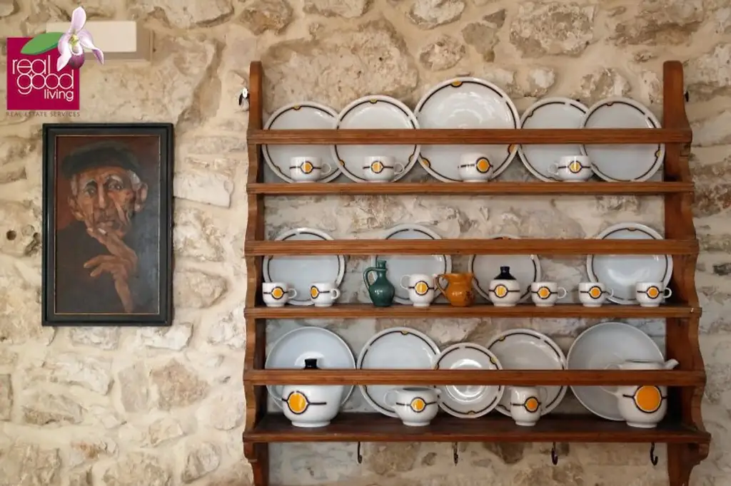 Respiro Mediterraneo Dinka – Authentische Steinvilla mit Kamin