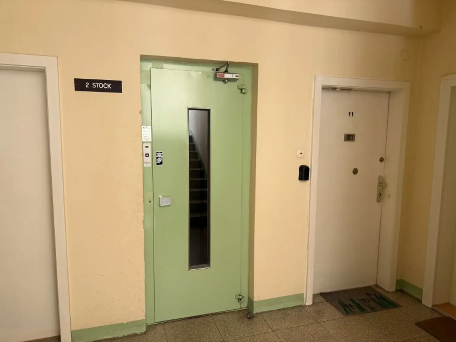Hofmannsthalgasse (gegnüber Village im Dritten): 2-Zimmer-Neubau mit verglaster Loggia (ca. 60 m2), mit Klima & sep. Küche!
