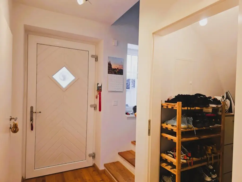+ Ideal für Jung und Alt + leicht leistbares, Neuwertiges und lichtudruchflutetes Reiheneckhaus in Guntersdorf: 3 Zimmer, Garten & Terrasse, Küche, 2 Bäder und 2 Abstellräume für 199.000 €! +
