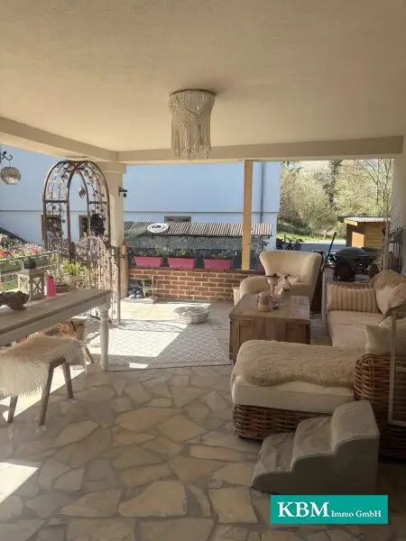 Überdachte Terrasse