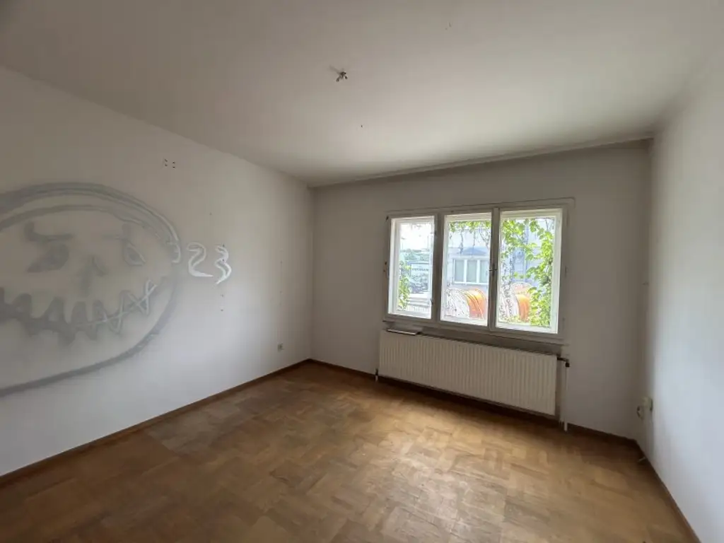 +++ Haus mit großem Grundstück in zentraler Lage von Oberpullendorf+++