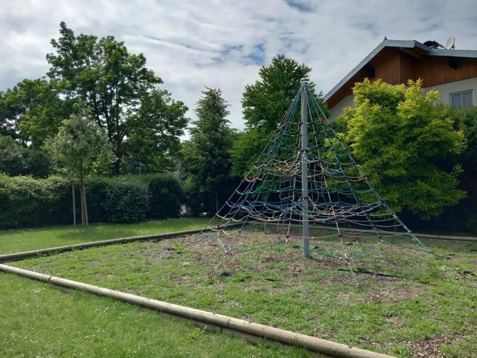3 ZIMMER NEUBAUWOHNUNG MIT LOGGIA IN GRÜNRUHELAGE