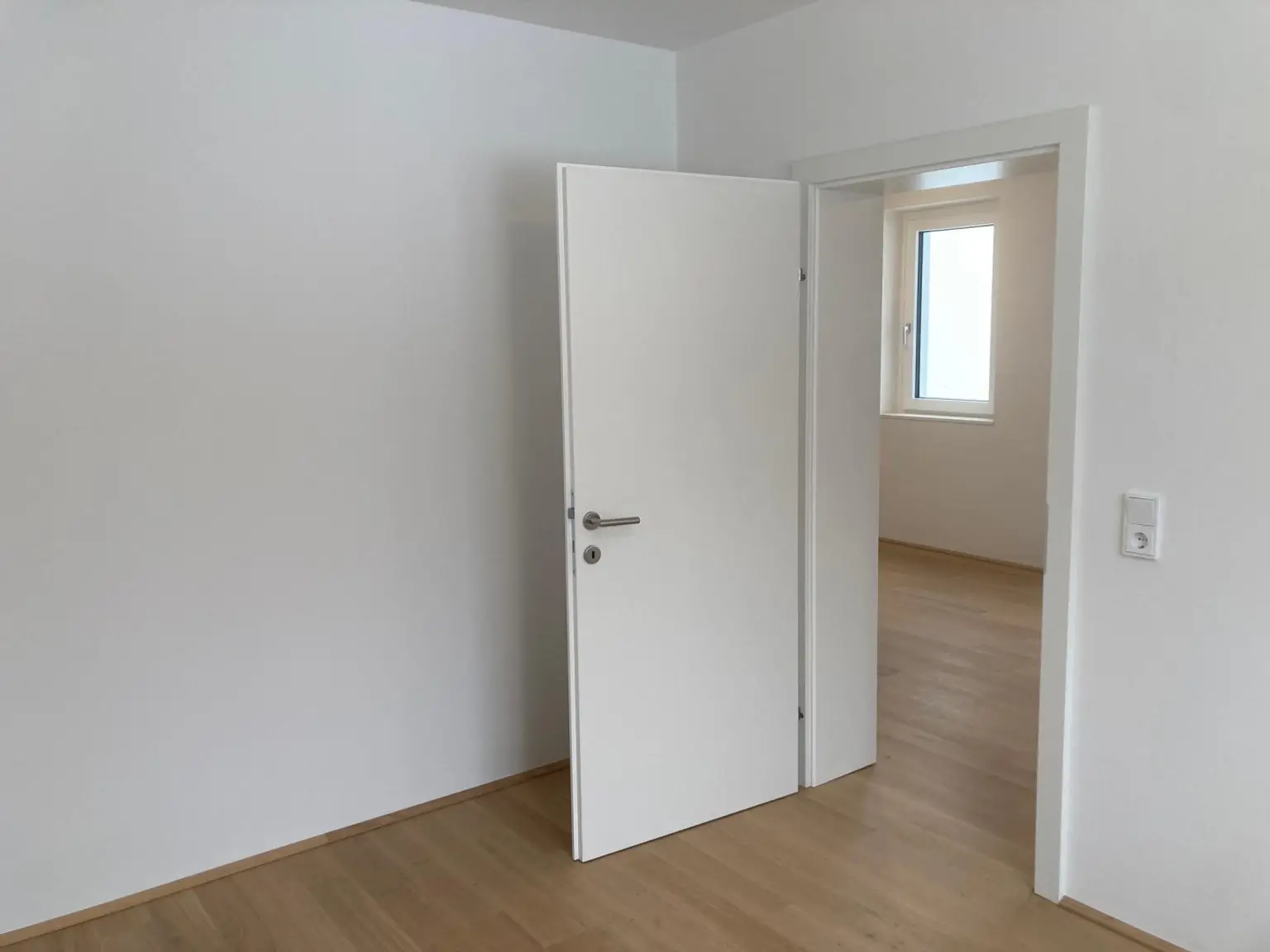 Schlafzimmer zu Wohnzimmer