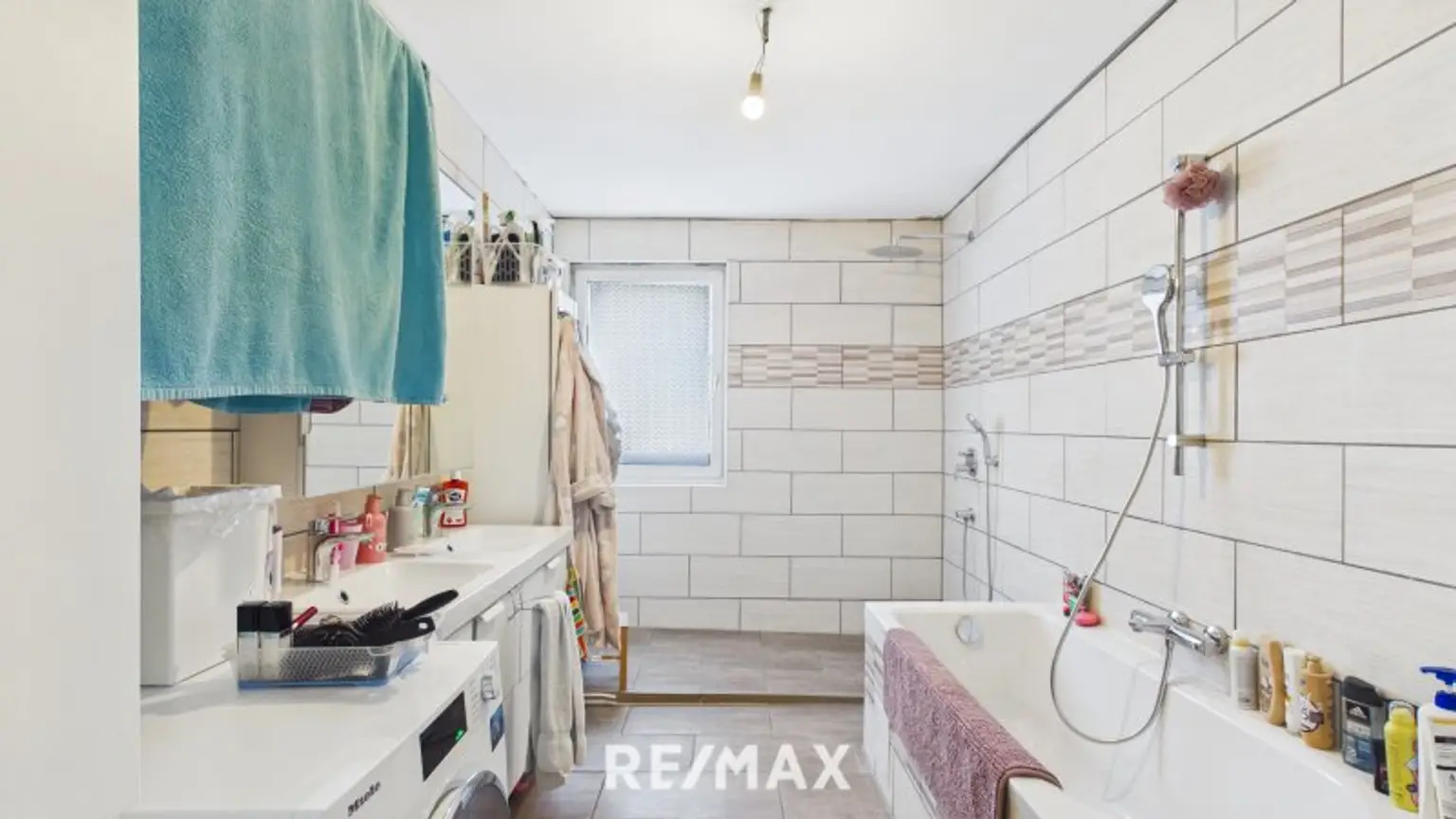 Vielseitige Gewerbe- & Wohnimmobilie! Raum für Ideen, Visionen & neue Perspektiven!