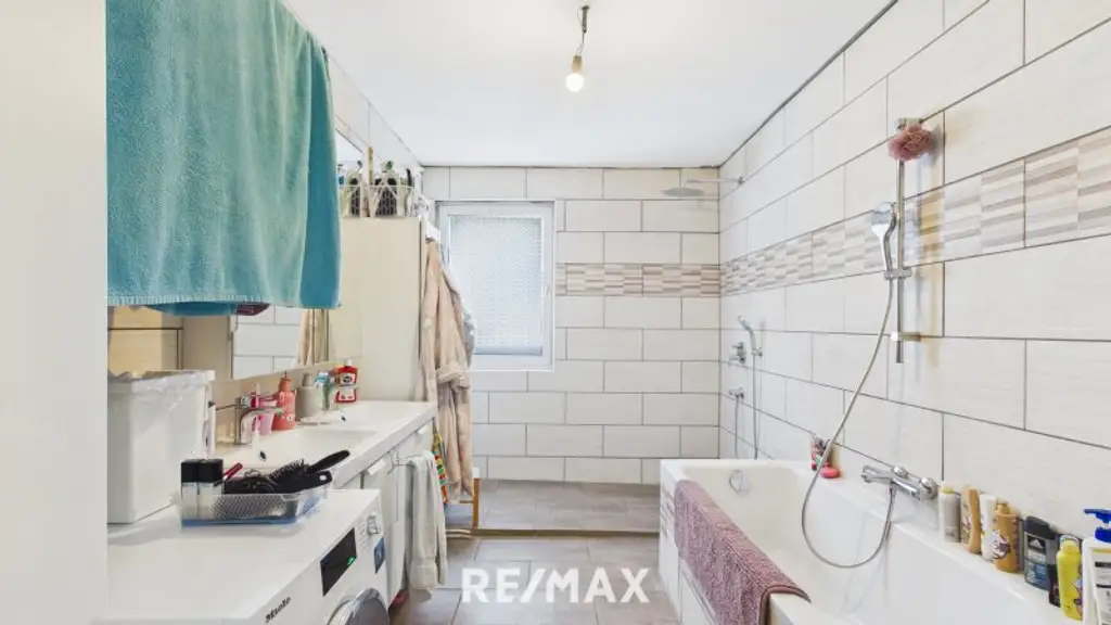 Vielseitige Gewerbe- & Wohnimmobilie! Raum für Ideen, Visionen & neue Perspektiven!