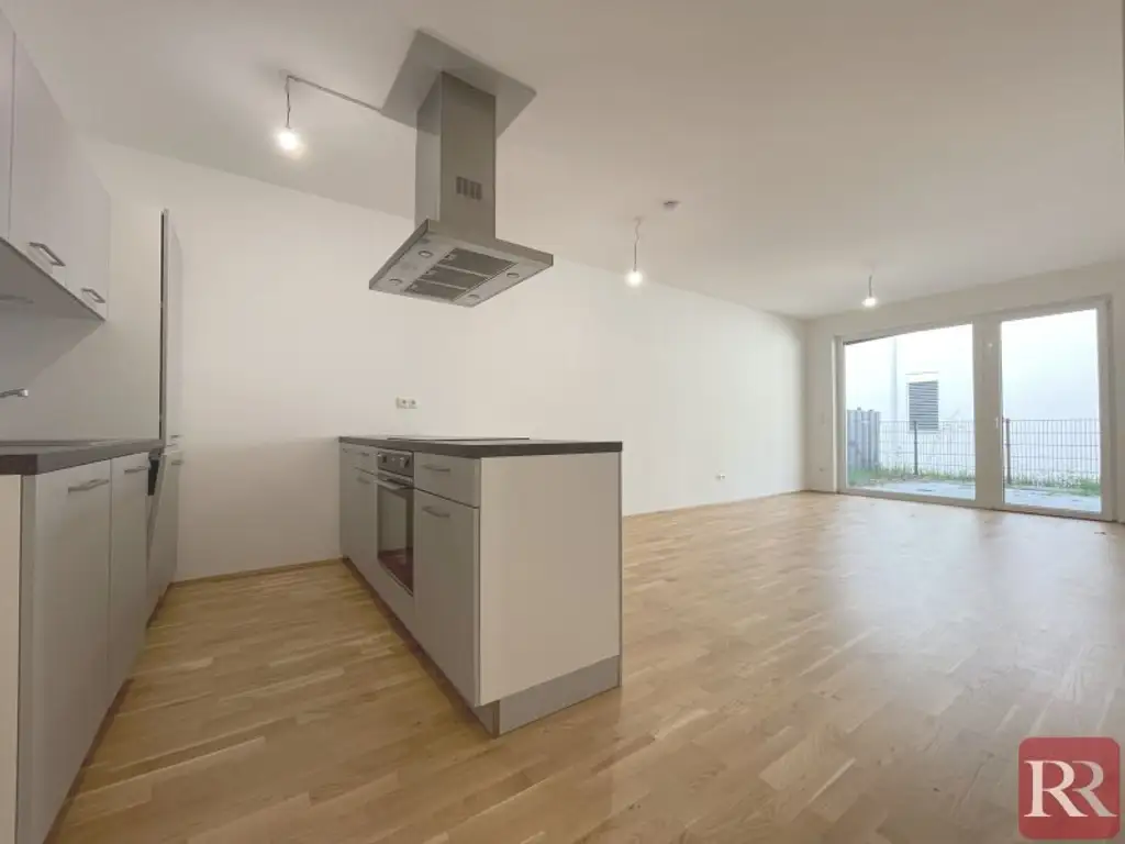 Moderne Wohnung, 3 Zimmer, großer Garten