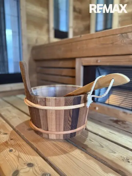 Seeluft - Einfamilienhaus auf Pachtgrund mit ca. 189 m² Wfl. am Neudörflersee zu kaufen!