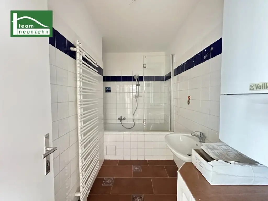 Panoramablick-Wohnung mit Dachterrasse nahe U6 Meidling zwischen Schönbrunn und Wienerberg - Frisch renoviert!