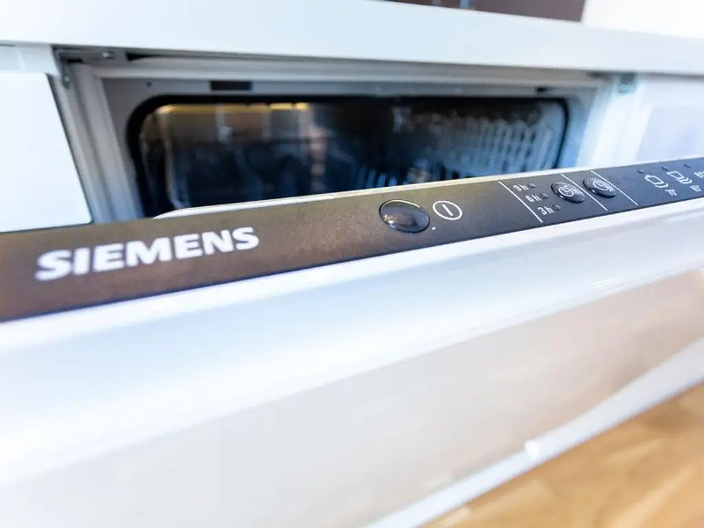 "Vollausgestattete Dachgeschosswohnung mit Terrasse"