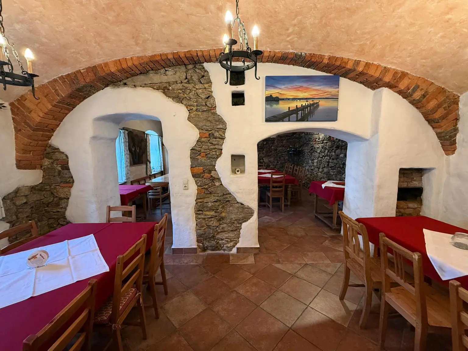 Gasthaus / Weinstube "WEINECK" im Yspertal zu erwerben!