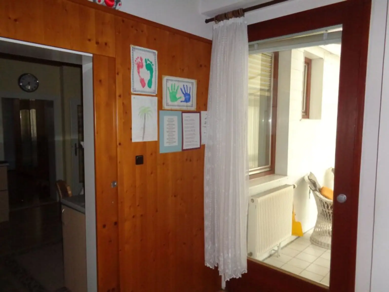 Zistersdorf/ A5 -Nähe: Wohnhaus mit Garten und Garage in absoluter Ruhelage